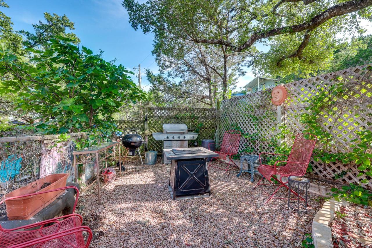 Exotic Home With Patio And Grill Walk To Canyon Lake! Exteriör bild
